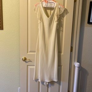 SALE!! ELEGANT! STUNNING! SOPHISTICATED! Ivory dress. 6P
